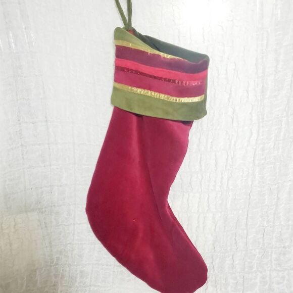Vintage Red Velvet Christmas Stockings Set of 2 - Picture 2 of 10